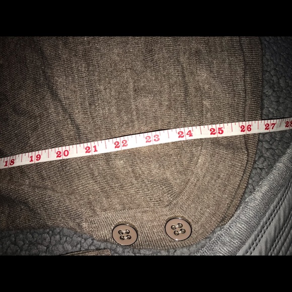 ROSS Turtleneck Tan soft sweater - Picture 4 of 4